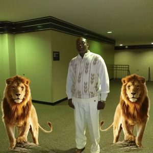 Meet your Posher, Lewis